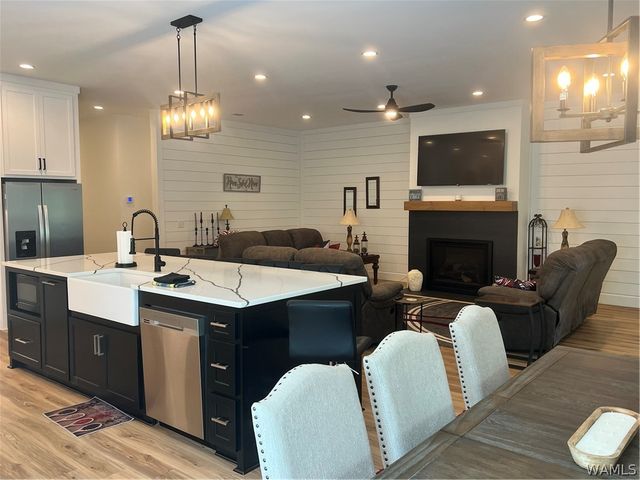 16531 Binion Creek, Northport, AL 35475