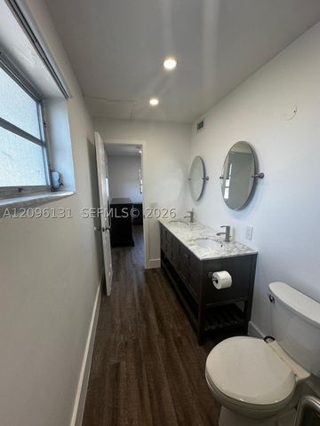 770 NE 128th St 303, North Miami, FL 33161