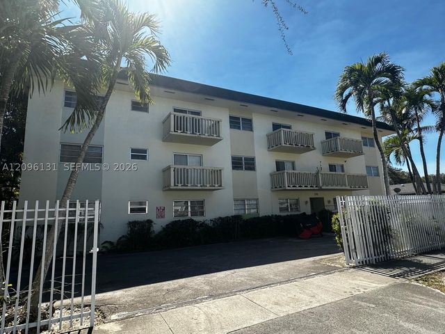 770 NE 128th St 303, North Miami, FL 33161