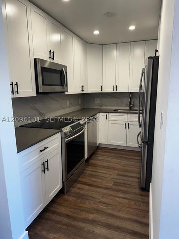 770 NE 128th St 303, North Miami, FL 33161