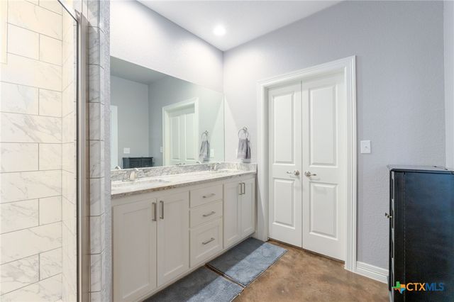 1610 Badger Lane, Lampasas, TX 76550