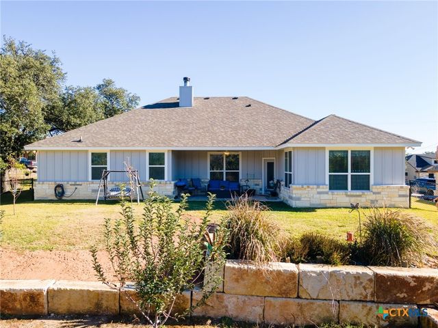 1610 Badger Lane, Lampasas, TX 76550
