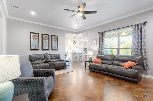 1610 Badger Lane, Lampasas, TX 76550