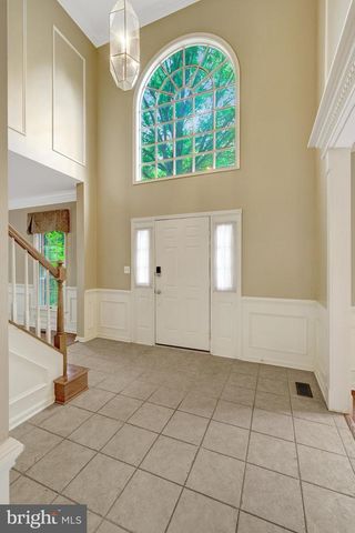 47165 TIMBERLAND PL, Sterling, VA 20165