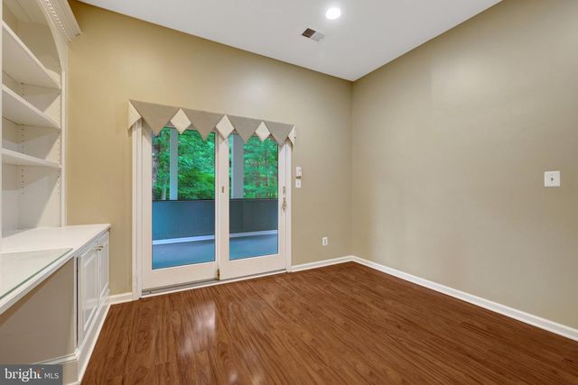 47165 TIMBERLAND PL, Sterling, VA 20165