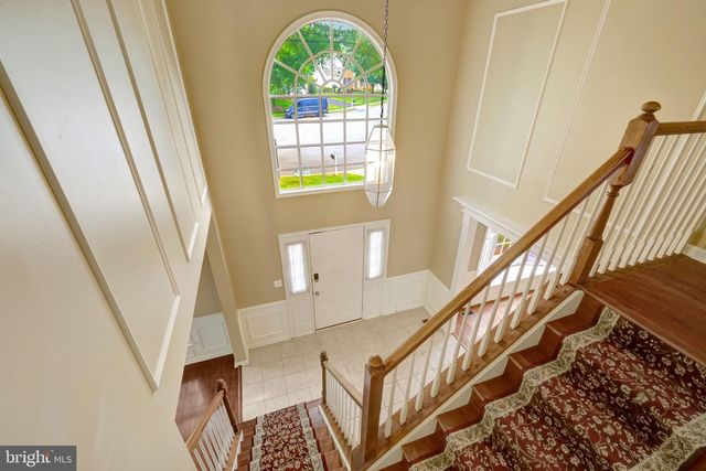 47165 TIMBERLAND PL, Sterling, VA 20165