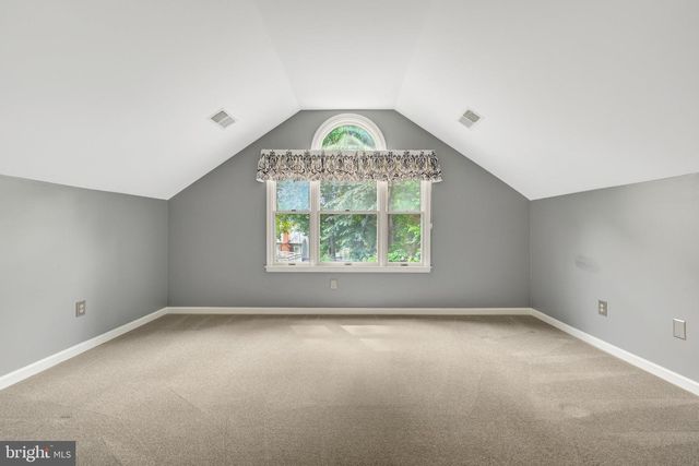 47165 TIMBERLAND PL, Sterling, VA 20165
