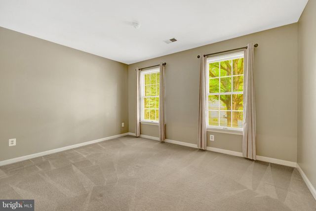 47165 TIMBERLAND PL, Sterling, VA 20165