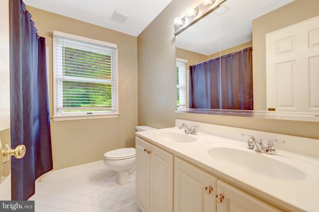 47165 TIMBERLAND PL, Sterling, VA 20165