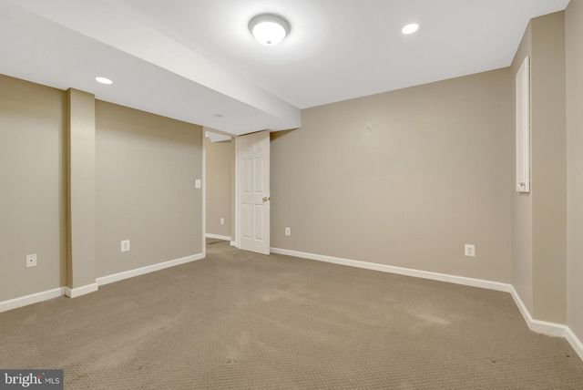 47165 TIMBERLAND PL, Sterling, VA 20165