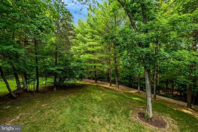47165 TIMBERLAND PL, Sterling, VA 20165