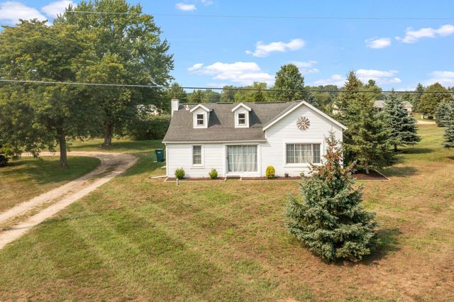 10681 Fillmore Street, Robinson Twp, MI 49464