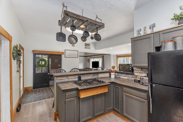 10681 Fillmore Street, Robinson Twp, MI 49464