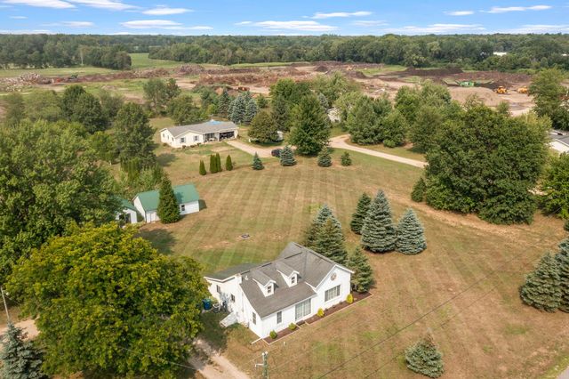 10681 Fillmore Street, Robinson Twp, MI 49464