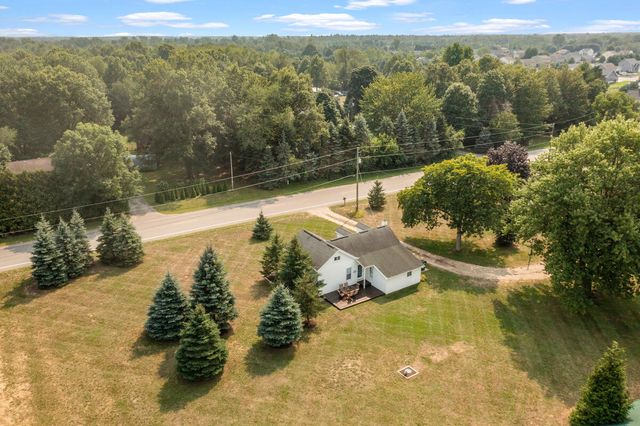 10681 Fillmore Street, Robinson Twp, MI 49464