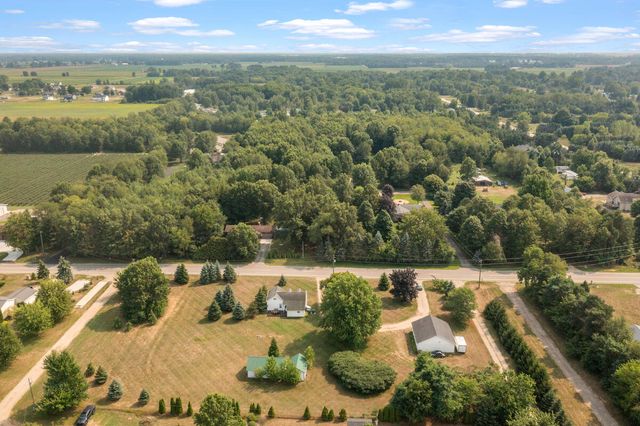10681 Fillmore Street, Robinson Twp, MI 49464