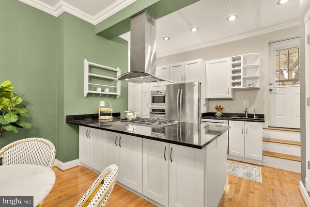 312 9TH ST NE, Washington, DC 20002