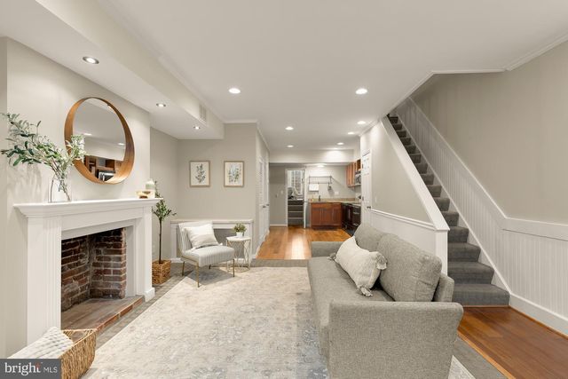 312 9TH ST NE, Washington, DC 20002