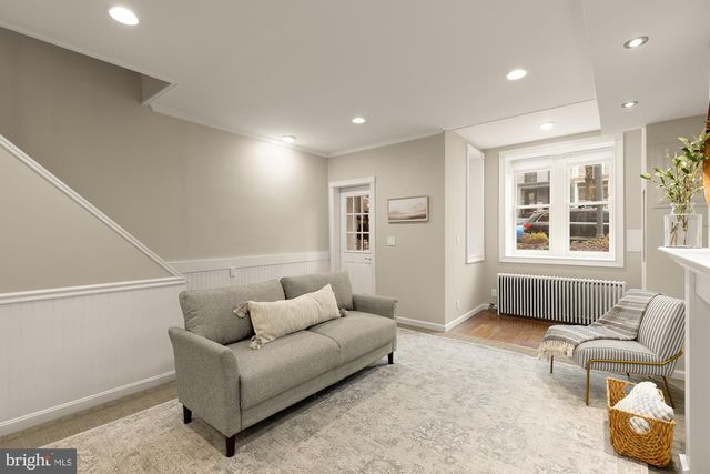 312 9TH ST NE, Washington, DC 20002