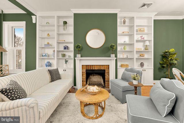 312 9TH ST NE, Washington, DC 20002