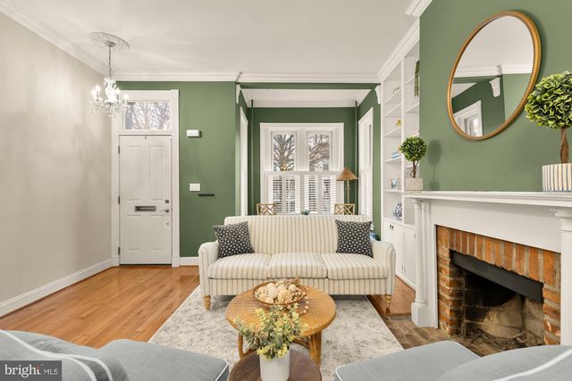 312 9TH ST NE, Washington, DC 20002