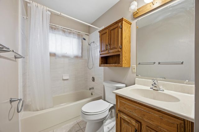 918 19th Avenue S, Fargo, ND 58103