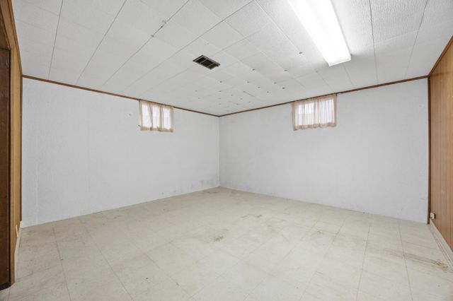 918 19th Avenue S, Fargo, ND 58103