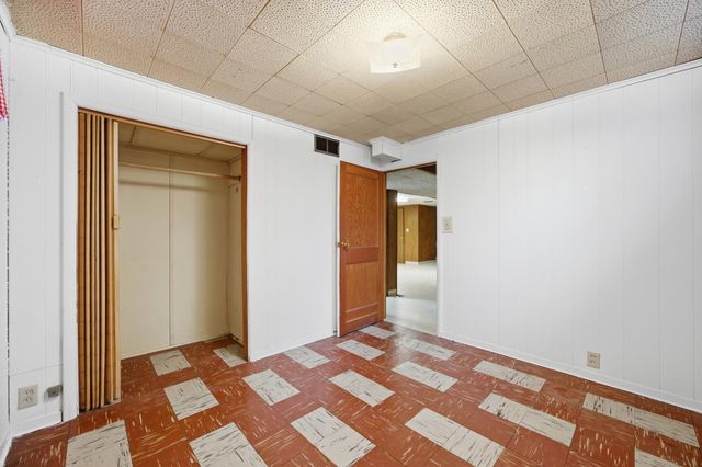 918 19th Avenue S, Fargo, ND 58103