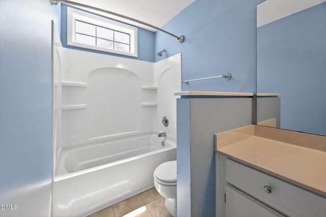3704 Chimney Ridge Place Apt 207, Durham, NC 27713