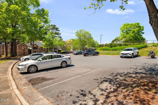 3704 Chimney Ridge Place Apt 207, Durham, NC 27713