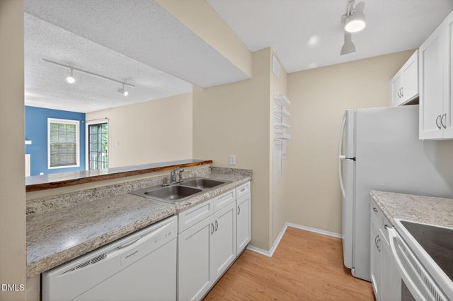 3704 Chimney Ridge Place Apt 207, Durham, NC 27713