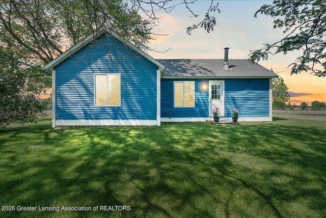 4485 Long Highway, Eaton Rapids, MI 48827