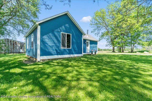 4485 Long Highway, Eaton Rapids, MI 48827