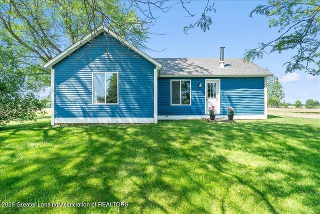 4485 Long Highway, Eaton Rapids, MI 48827