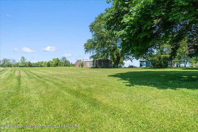 4485 Long Highway, Eaton Rapids, MI 48827