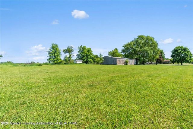 4485 Long Highway, Eaton Rapids, MI 48827