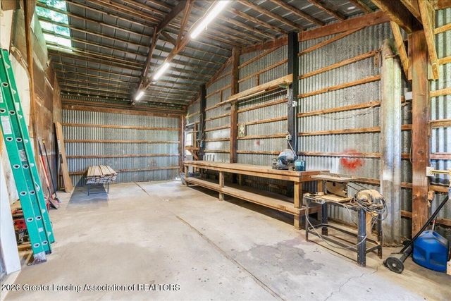4485 Long Highway, Eaton Rapids, MI 48827