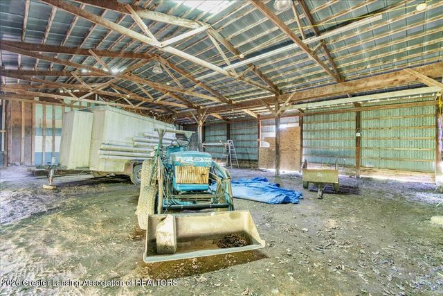 4485 Long Highway, Eaton Rapids, MI 48827