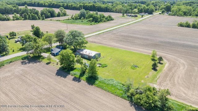 4485 Long Highway, Eaton Rapids, MI 48827