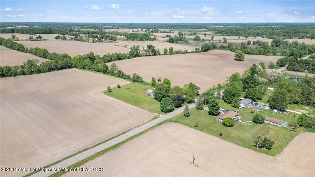 4485 Long Highway, Eaton Rapids, MI 48827