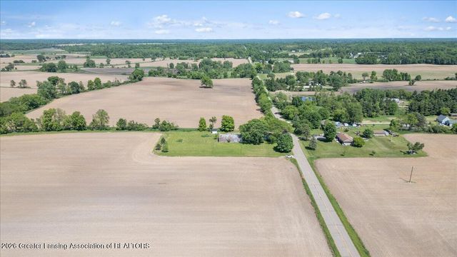 4485 Long Highway, Eaton Rapids, MI 48827