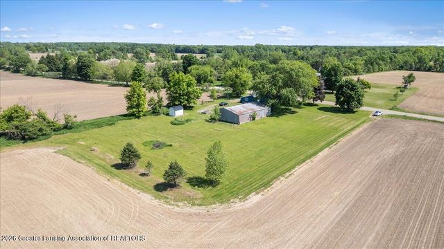 4485 Long Highway, Eaton Rapids, MI 48827