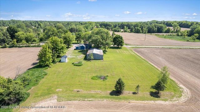 4485 Long Highway, Eaton Rapids, MI 48827