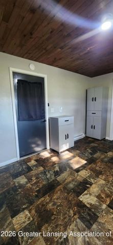 4485 Long Highway, Eaton Rapids, MI 48827