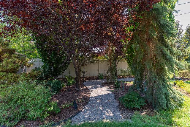 5471 S KNOLLCREST ST, Murray, UT 84107