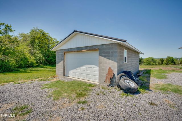 104 Bacon Road, Rogersville, TN 37857