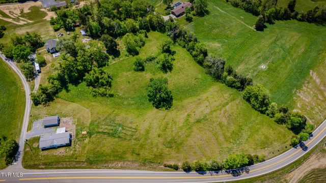 104 Bacon Road, Rogersville, TN 37857