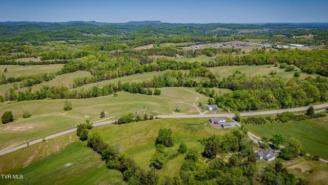 104 Bacon Road, Rogersville, TN 37857