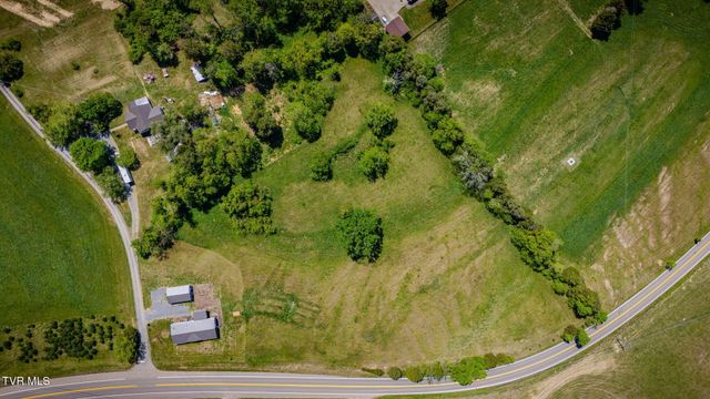 104 Bacon Road, Rogersville, TN 37857