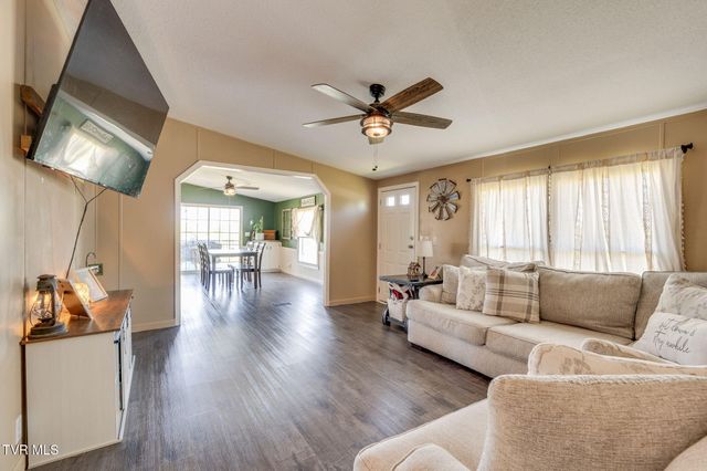 104 Bacon Road, Rogersville, TN 37857